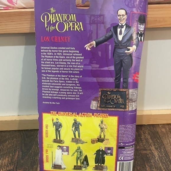 Universal Monsters Phantom of the Opera - Picture 4 of 4